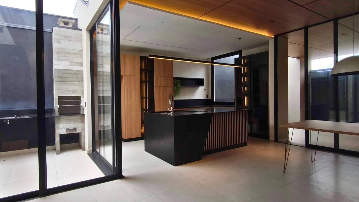 Foto de Casa Moderna à Venda Bragança Paulista | 3 Dorms (Suíte) | Villa Verde | Gourmet | SemiMobiliada