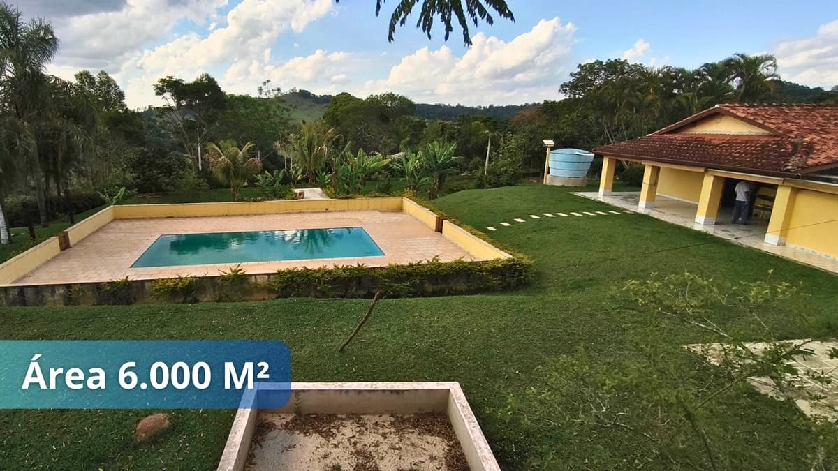 Foto de 🏡 Seu Paraíso: Chácara Completa com Piscina e Água de Mina em Pedra Bela/SP! ✨