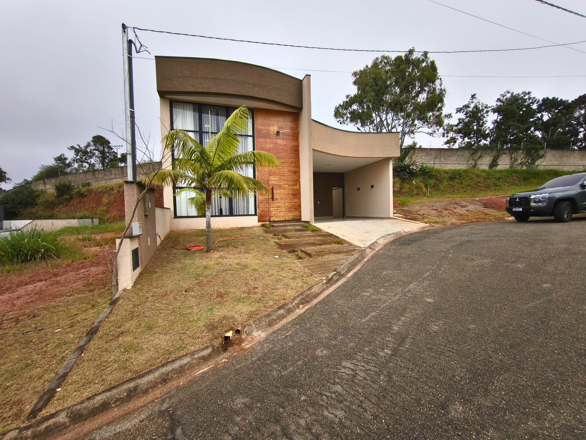 Foto de 🏠 Casa de Alto Padrão | 3 Suítes | Piscina | Condomínio Euroville II — Bragança Paulista/SP